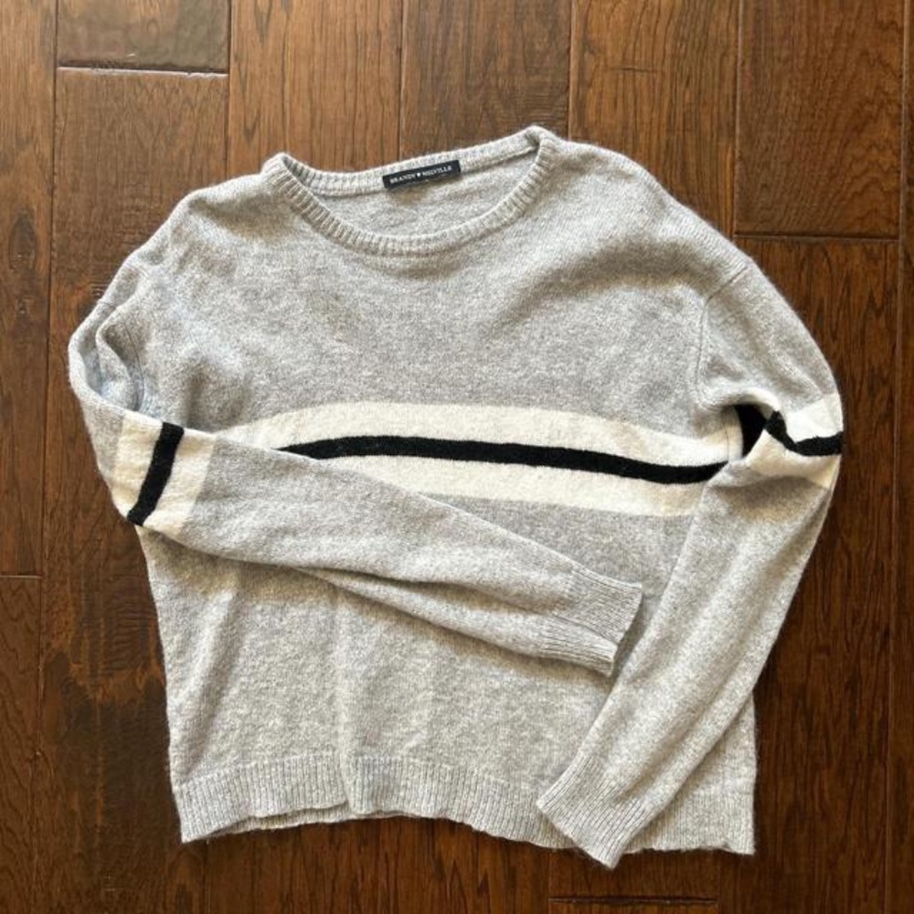 Brandy Melville Sweater